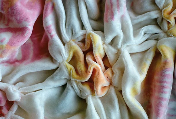 تصویر 2 از پتو مسافرتی سبک مناسب حمل و استفاده روزمره